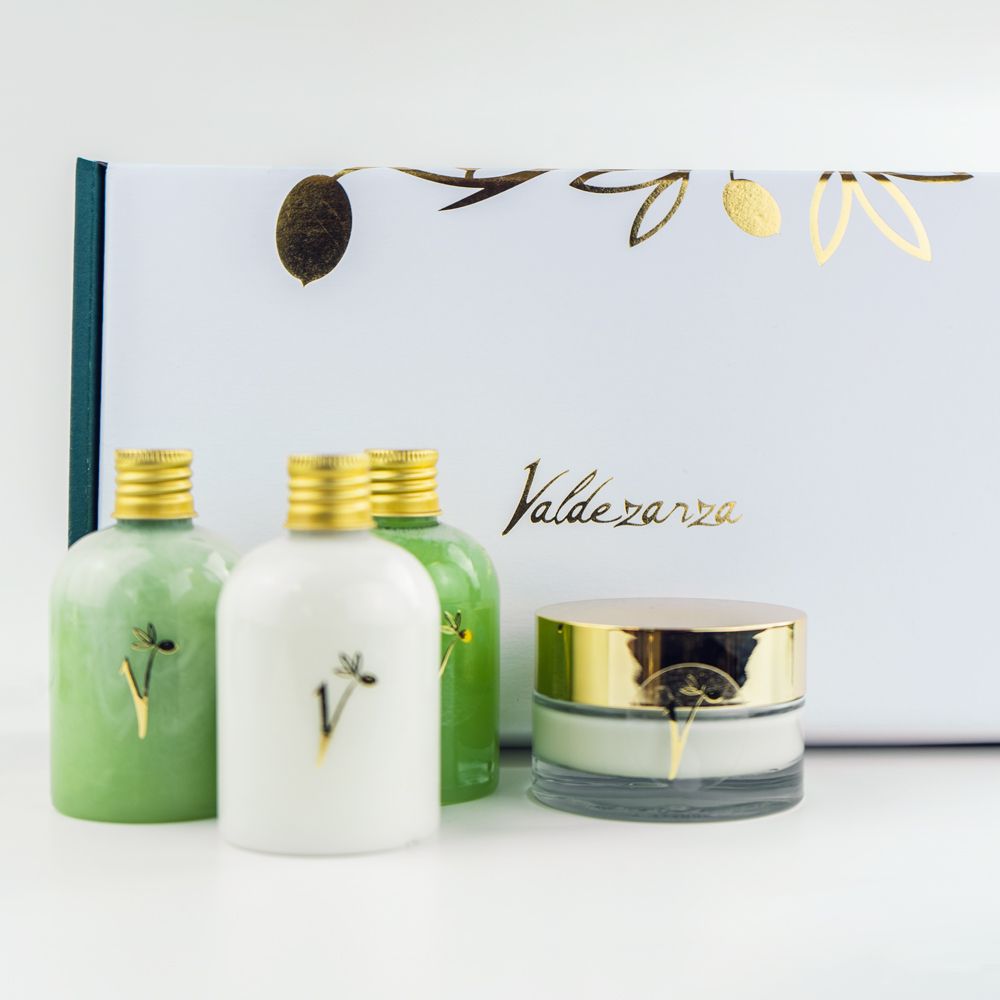 Cosméticos-valdezarza-estuche-interior-3-champu-gel-body-milk-2